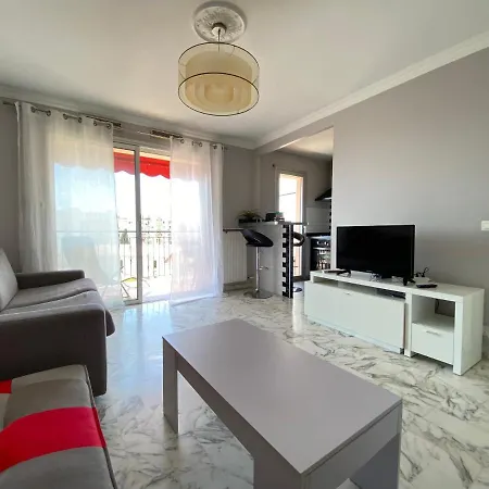 Stylish Modern * 니스